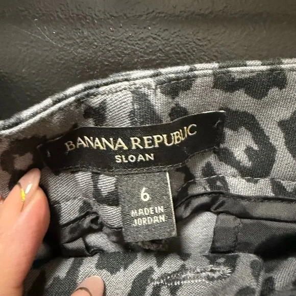 Banana Republic Sloan Leopard Print Ankle Pants – Women’s 6 - Picture 2 of 4